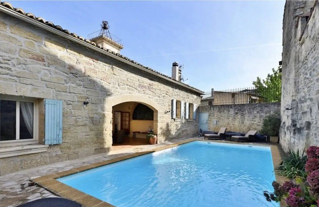 Suite of 150 m2 - Ground floor of a village house