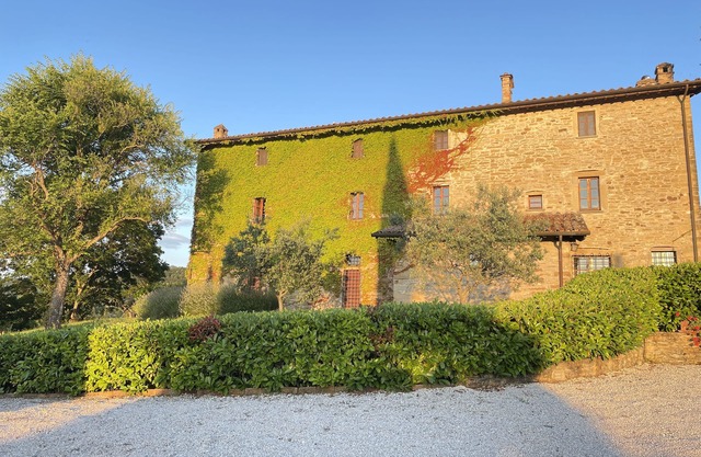 16C granja, vistas panorámicas, piscina privada