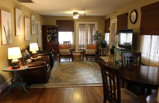 Única casa de 1940 en el corazón de Alamogordo