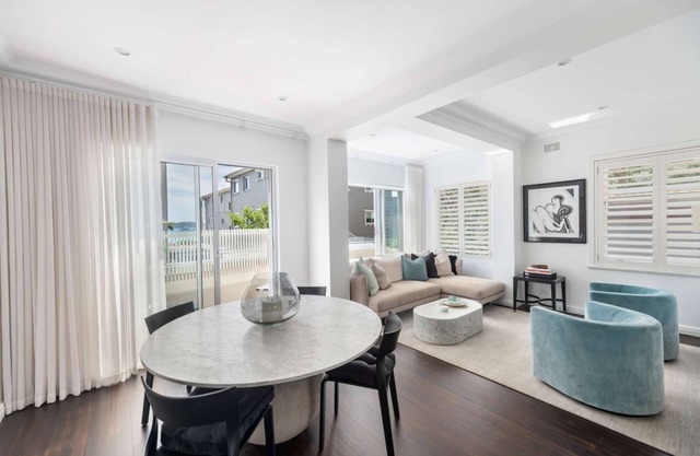 1BR Luxe Harbourside Living | free parking