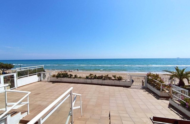 1a LINEA DE MAR. A 5m de la arena. SOL, RELAX PLAYA.