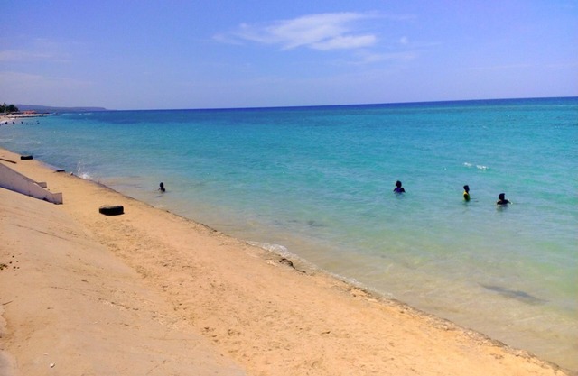 2 Bdrm Apartment at Runaway Bay