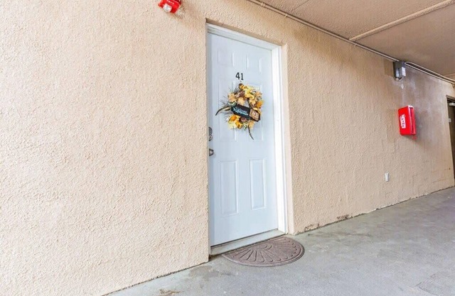 ¡Echale un vistazo! 2 BR / 1 B Apt muy cerca de 1-24