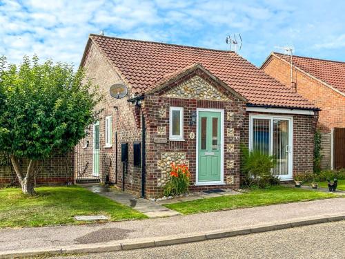 2 Bed in Mundesley 75398