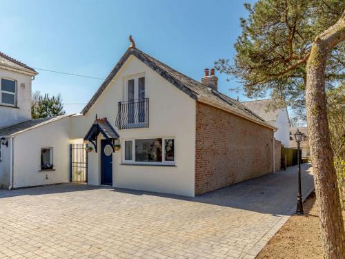 2 bed in Week St Mary 82455