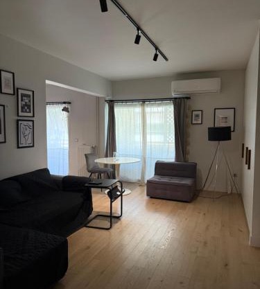 2 Bedroom 2 Bath Modern Apartment