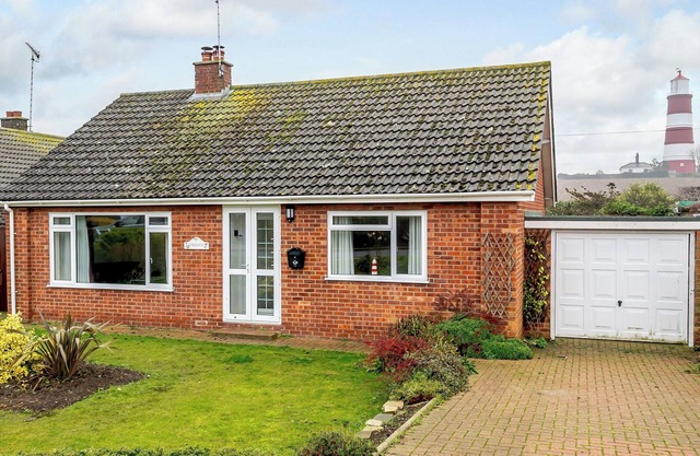 A charming bungalow in close proximity to many attractions and beautiful beaches.