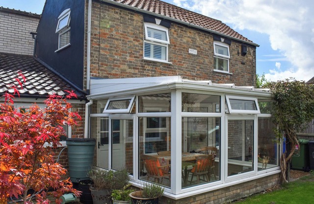2 bedroom accommodation in Pakefield, near Lowestoft