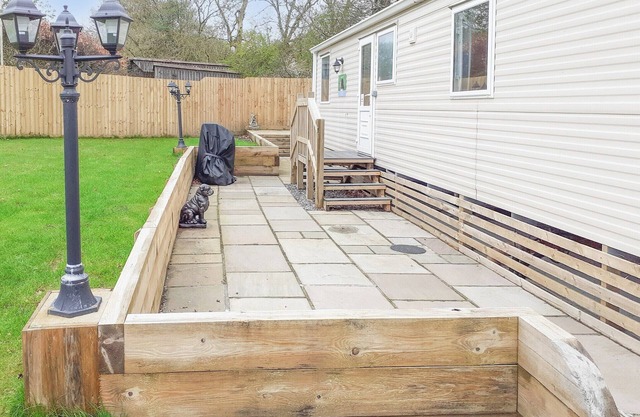 Alojamiento de 2 habitaciones en Stour Row