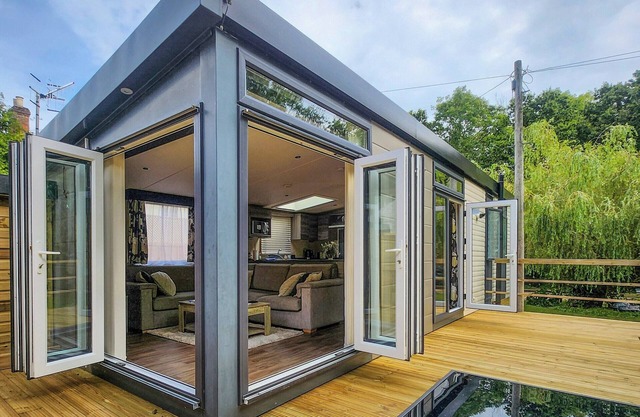 Alojamiento de 2 habitaciones en Hamstead