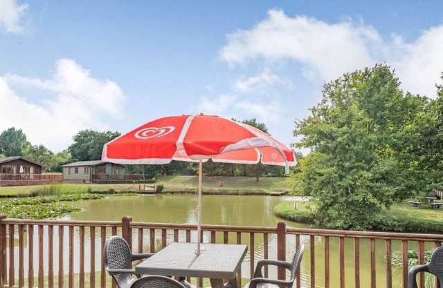2 bedroom accommodation in Yaxham, Dereham
