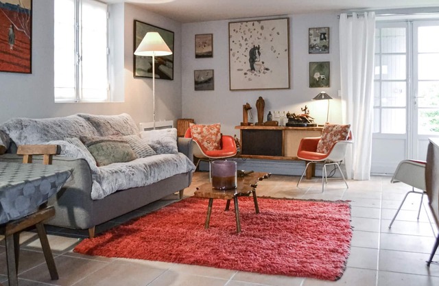 Alojamiento de 2 habitaciones en Léognan