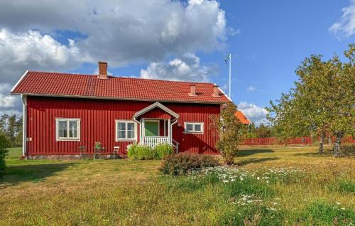 2 Bedroom Amazing Apartment In Flisby