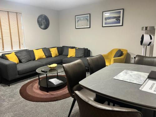 2 Bedroom Apartment in Broughton, Milton Keynes