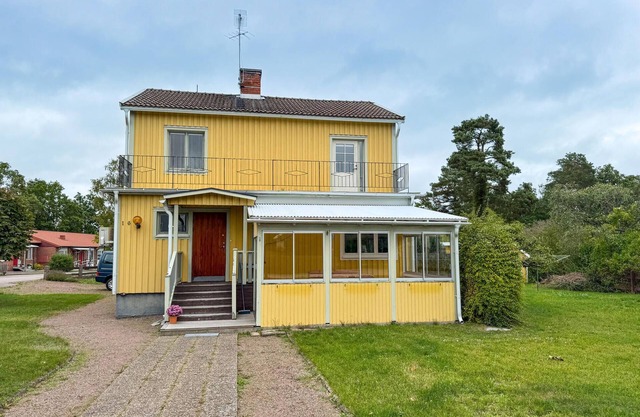 Hermosa casa de 2 dormitorios en Påskallavik