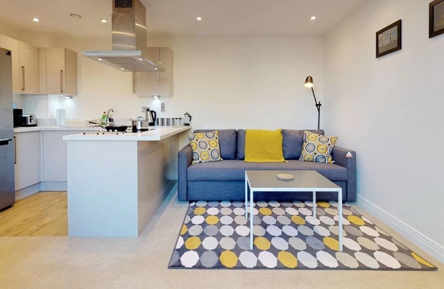 Piso completo de 2 habitaciones y parking gratuito