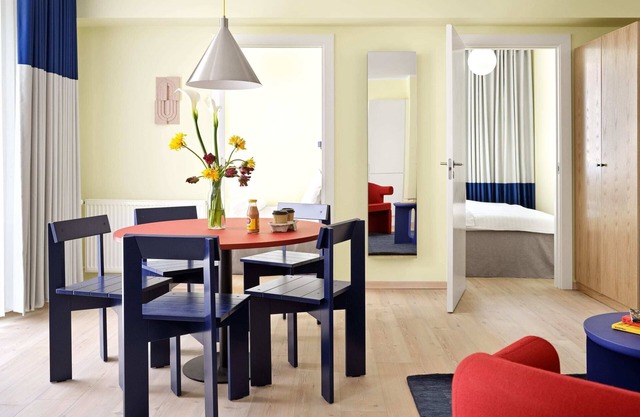 NORD | 4 BR Hotel Apartment | Fully equipped kitchen | 24/7 Service | Netflix