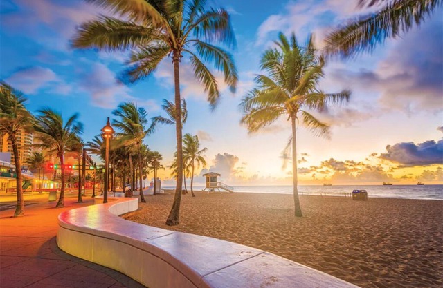 2 Bedroom Lockoff Condo on Pompano Beach, Sea Gardens Resort!!
