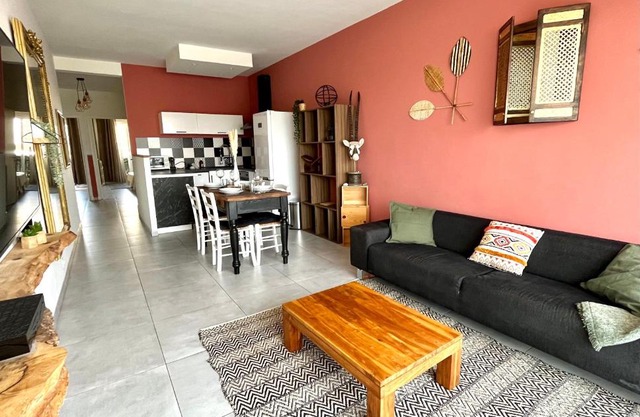 2 Bedrooms - Sea View Apartment