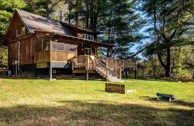 Stephen's Creek Log Cabin