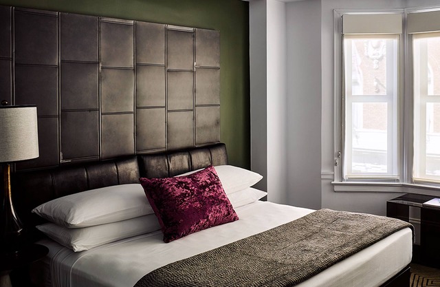 2 Connecting Suites at a 4⭐️ Hotel