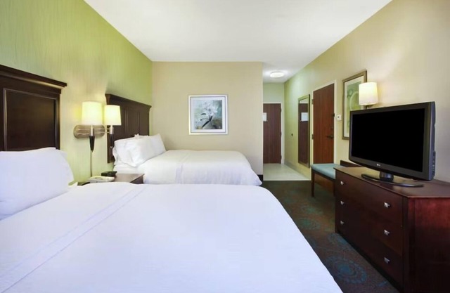 2 Exclusive Suites w/ Free Breakfast – Great for Extended or Short Stays