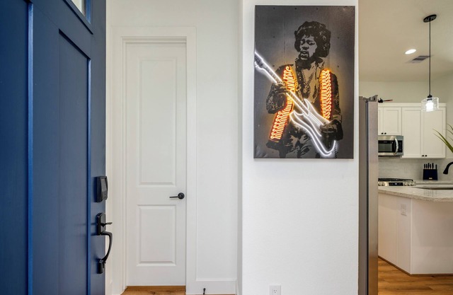 2 HOMES!! Music-Themed, Near Downtown