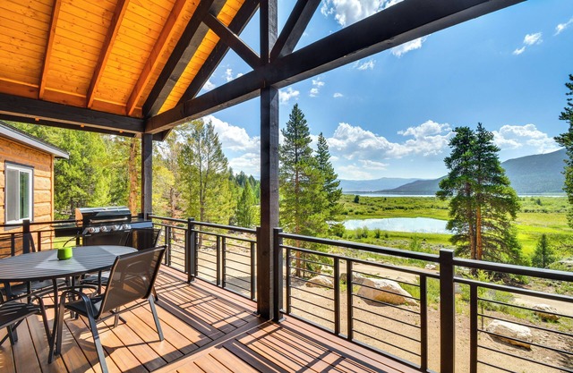 2 Mi to Lake: Stunning Twin Lakes Home w/ Deck
