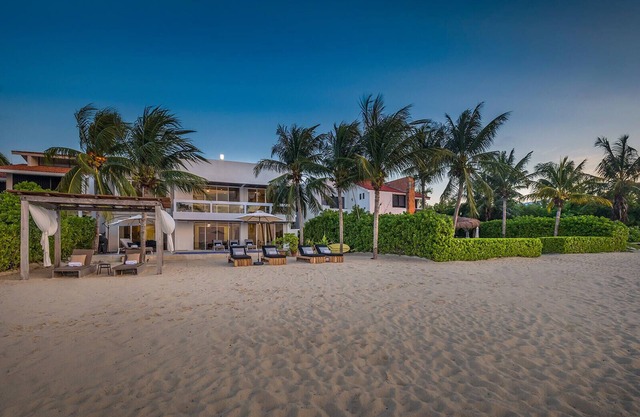 Frente a la playa Cielo para reuniones más grandes!