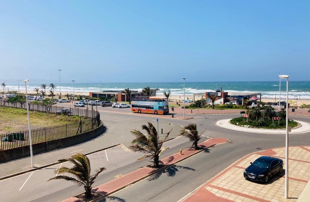 206 Tenbury Beach Apartment