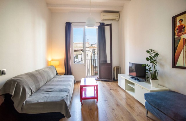 21CRM1068 - Fantastic & tipical Catalonian 2BR fla