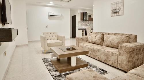 247 Luxury Hotel & Apartment Ajah