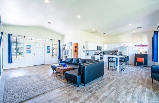 Coolidge Arizona, obra maestra moderna, 2 habitaciones, totalmente equipada con piscina y comodidades
