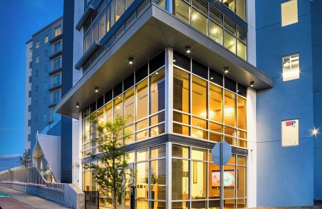 2BR, Haven at Gulch Hotel w/ Rooftop Pool & Views