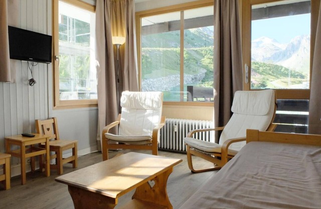 200m del centro estación, 2.o piso, balcón, tv, local para esquís, 55m², Tignes