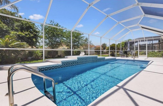 3/2 w/ POOL in The Village of Santo Domingo