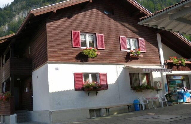 3 *** - Apartamento en Lech, cerca de la ciudad, apto para ciclismo y senderismo
