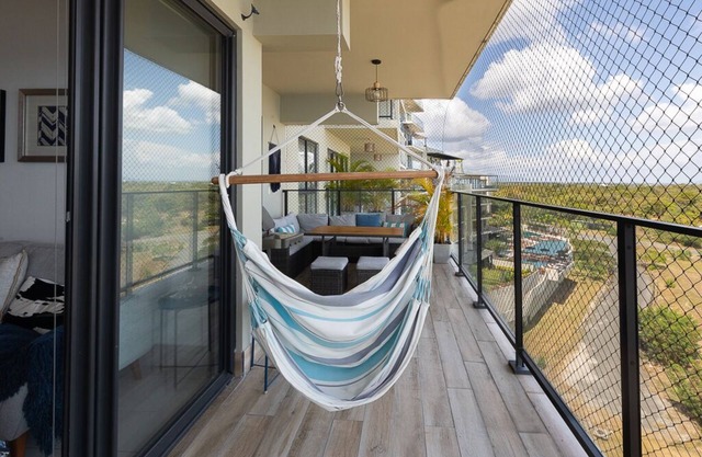 This condominium is a 3 bedroom(s), 2 bathrooms, located in Punta Caelo, Panama Oeste.