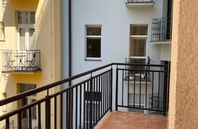 3 Bed Flat - Sleeps 10 - Pets - Smoking - Parking