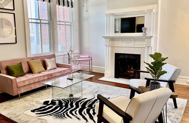 3 bedroom, 1 bath in the middle of everything in Richmond