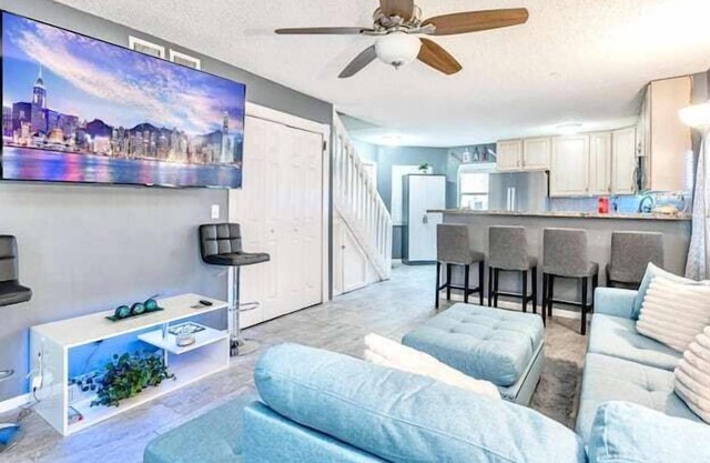 3 Bedroom 703298 by Houzlet