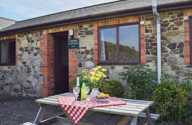 Alojamiento de 3 habitaciones en Brighstone