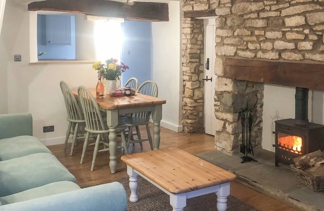 Alojamiento de 3 habitaciones en Uley, near Dursley