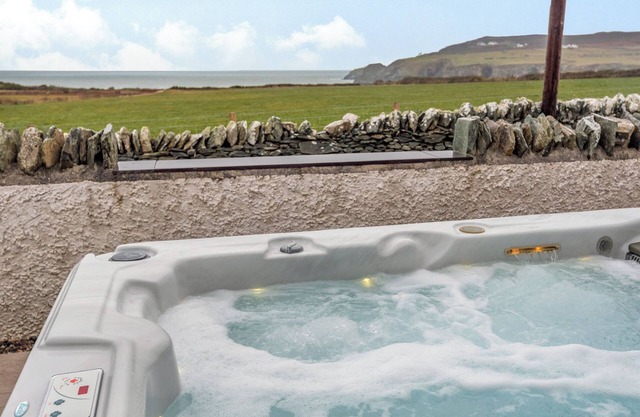 Alojamiento de 3 habitaciones en Penrhos Feilw, near Trearddur Bay