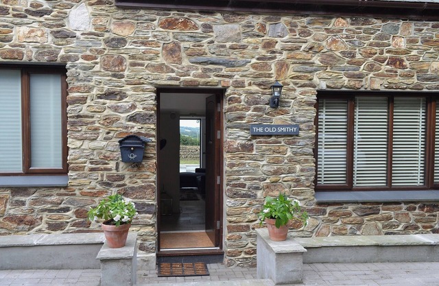 Alojamiento de 3 habitaciones en Penelewey, near Truro