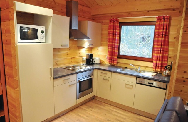 Alojamiento de 3 habitaciones en Oignies-en-Thierache
