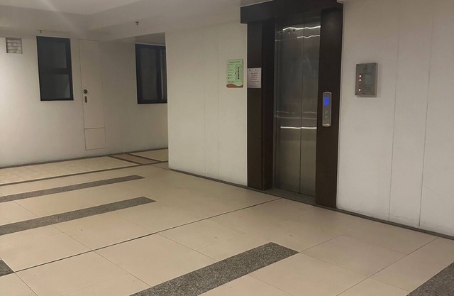 3-bedroom condo in beautiful Las Piñas /Bacoor area complete with amenities.