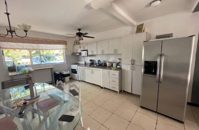 3-bedroom house in fabulous Bejuco with WiFi, AC, fitness room