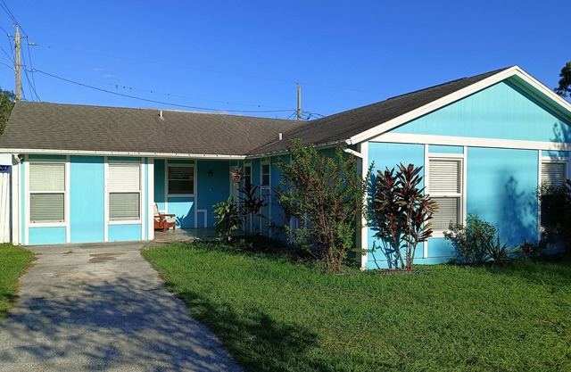 3-bedroom house in wonderful Lakeland near Orlando & Tampa