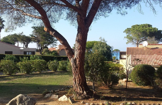 Casa clasificada a 3 * 100m del mar.